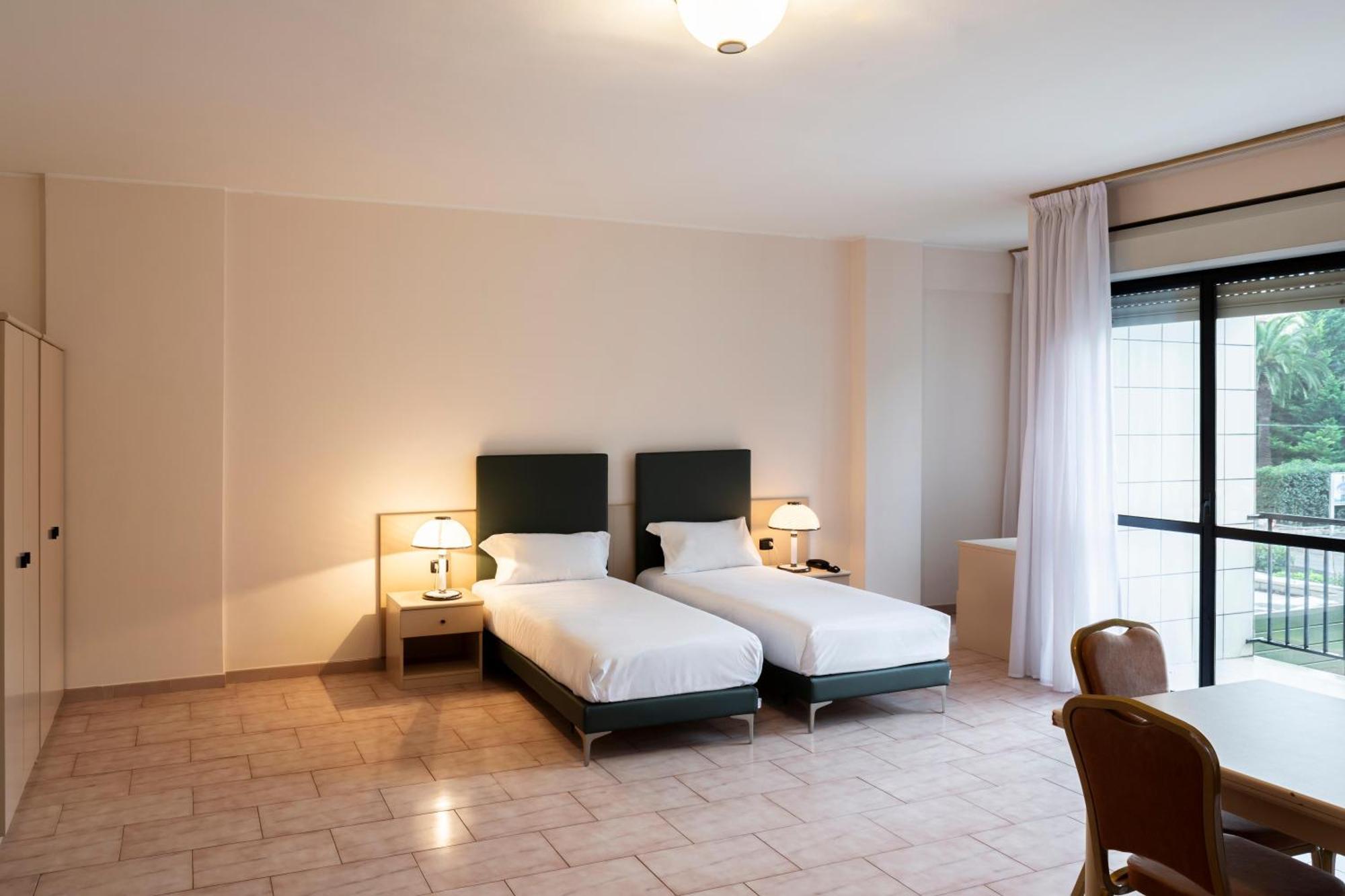 B&B Hotel Bari Rondo Exterior photo